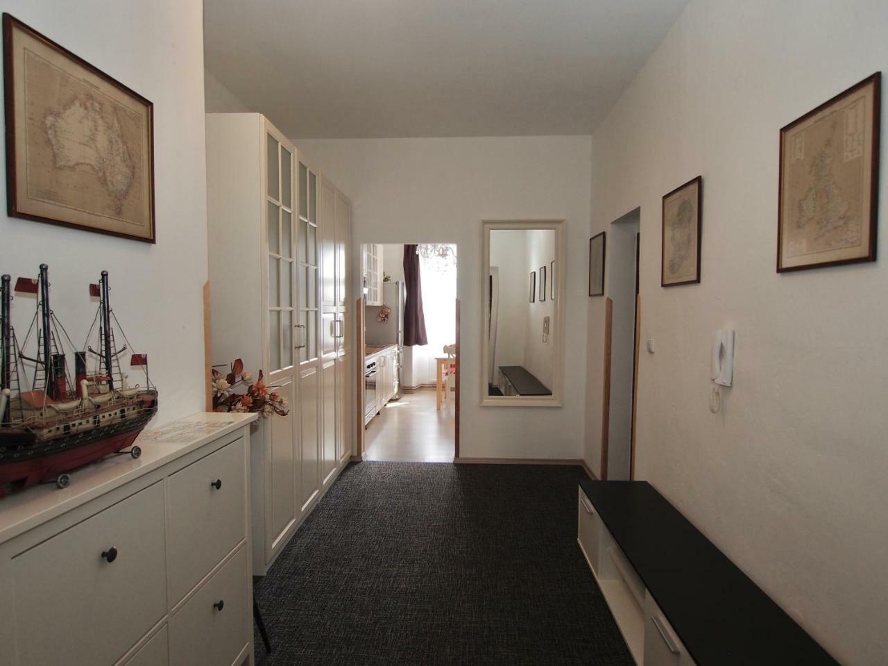 Apartmany ตาบอร์ ภายนอก รูปภาพ